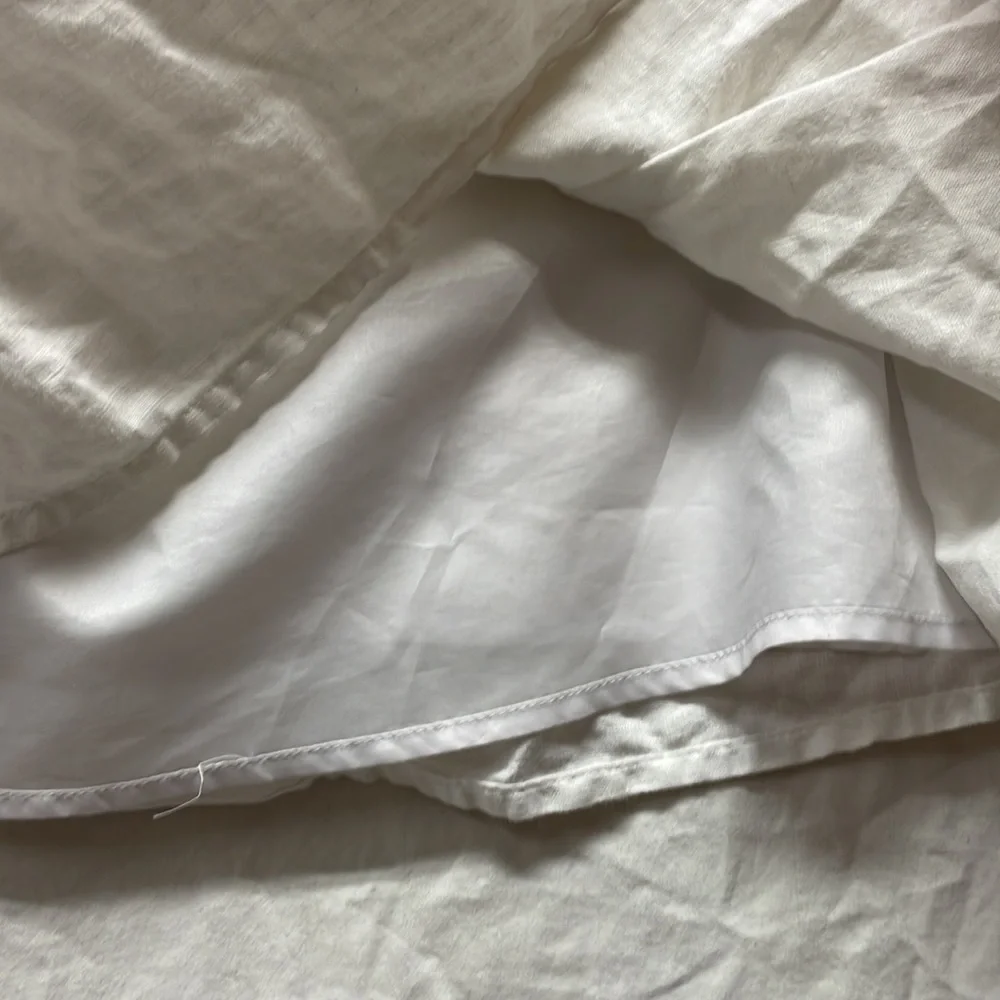 White linen Ann Taylor LOFT size 6 skirt lined w/zipper - Picture 2 of 6